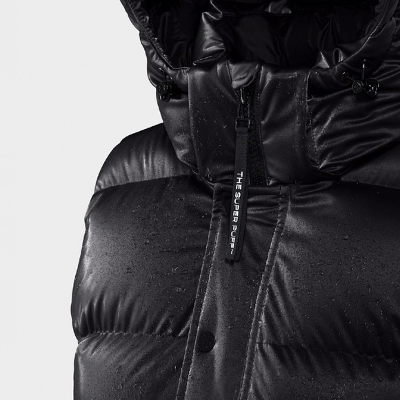 Aritzia The Super Puff Black Liquid Shine Original Vest - Picture 3 of 6